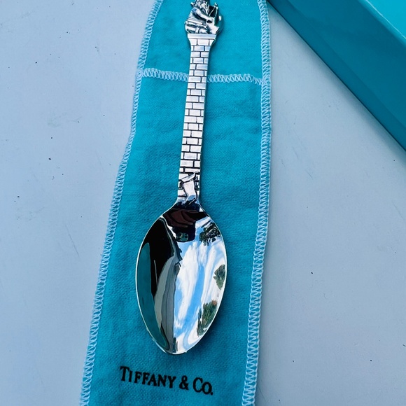 Tiffany and Co Sterling Silver Christmas Spoon - Santa Down the Chimney- - Picture 2 of 16